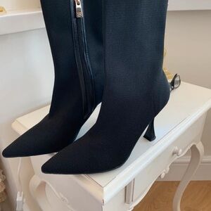 Forever 21 Elegant Black Heeled Boots